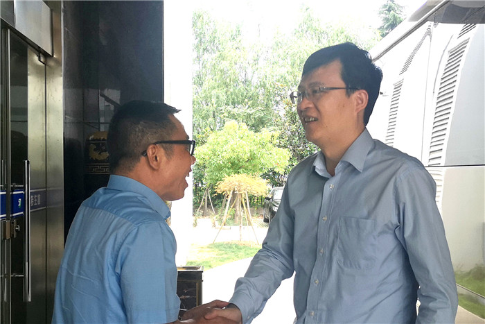 熱情接待_副本.jpg 熱情接待_副本.jpg